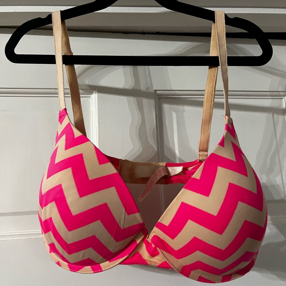 Victoria Secret Chevron Pink and Cream Bra